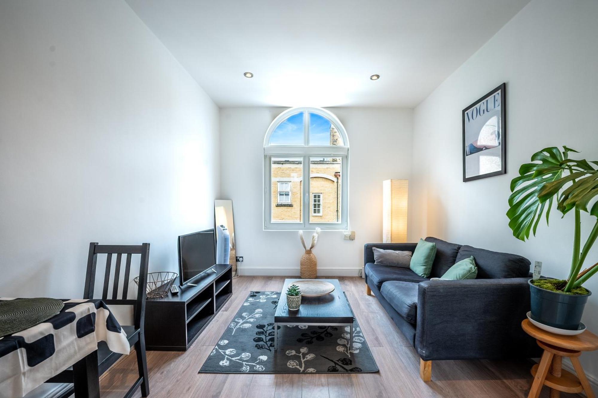 One-Bed Flat, Kensington, Bank Payment To The Host Within 24H From The Reservation Leilighet London Eksteriør bilde