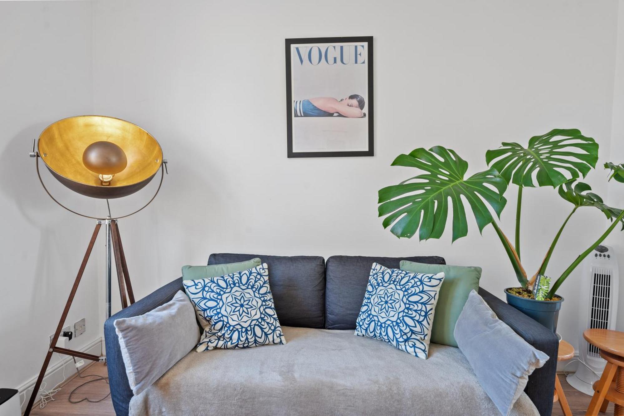 One-Bed Flat, Kensington, Bank Payment To The Host Within 24H From The Reservation Leilighet London Eksteriør bilde