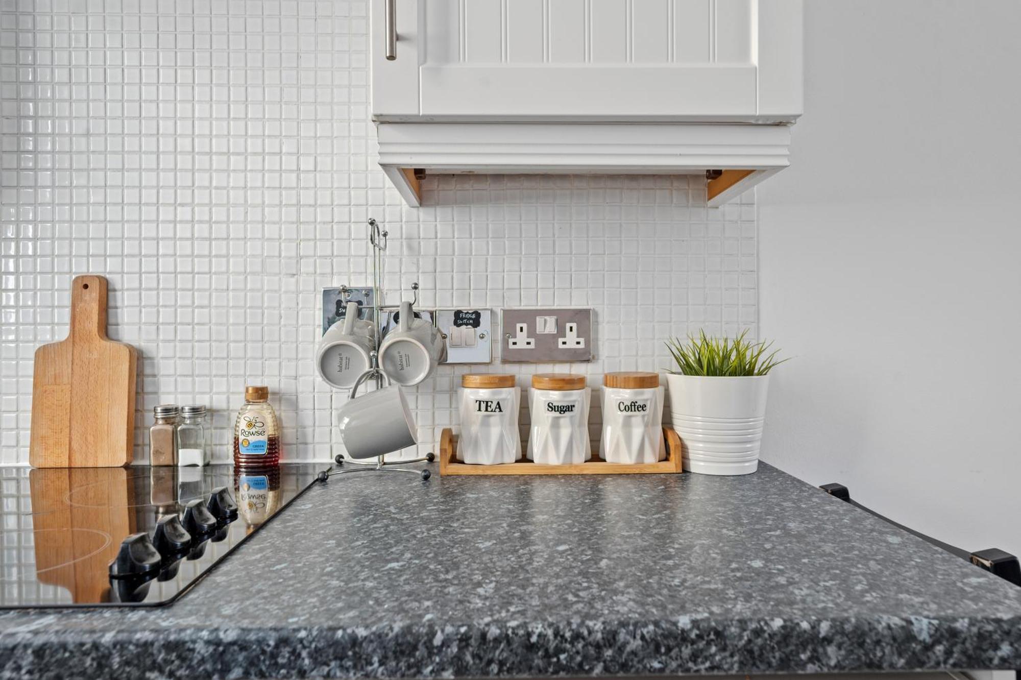 One-Bed Flat, Kensington, Bank Payment To The Host Within 24H From The Reservation Leilighet London Eksteriør bilde